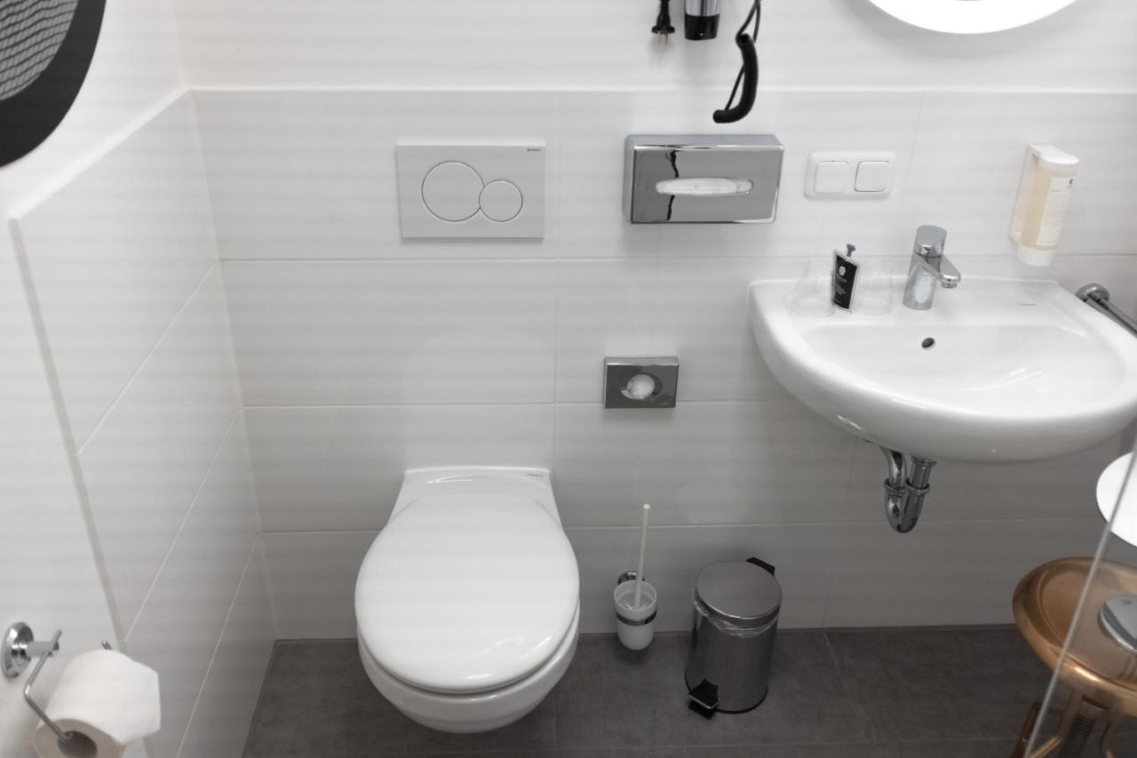 Ana Living Center By Arthotel Ana - Self-service-hotel 2*